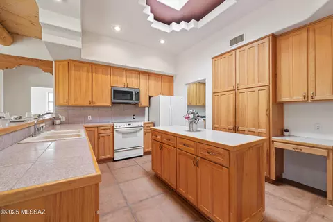 18055 E Mountain Canyon Rd, Vail, AZ 85641 photo 8