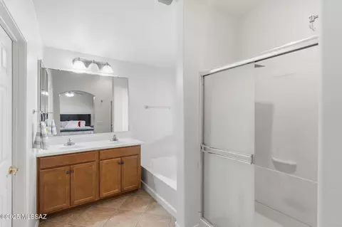 Bath - 641 E Blue Rock Way, Vail, AZ 85641 photo 1 of 1
