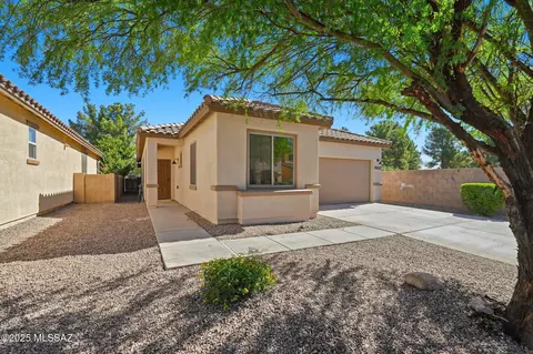 8552 N Western Juniper Ter, Tucson, AZ 85743