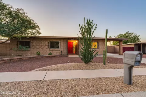 1710 S Kevin Dr, Tucson, AZ 85748