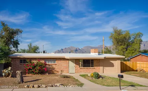 919 El Caminito Pl, Tucson, AZ 85719