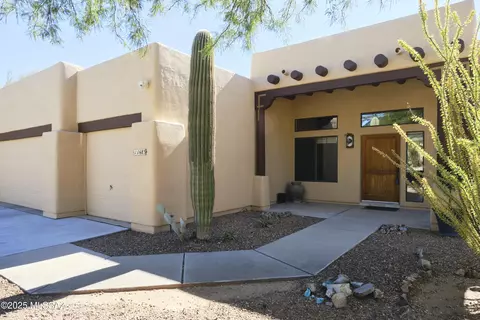 1683 W Petunia Pl, Tucson, AZ 85737