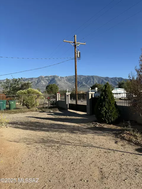 3227 E Pinal St, Tucson, AZ 85739 photo 14