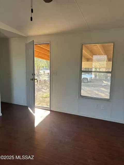 3227 E Pinal St, Tucson, AZ 85739 photo 6