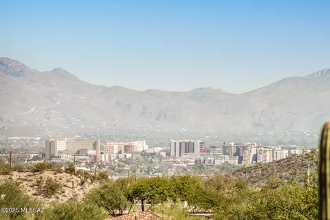 3820 W Tohono View Pl, Tucson, AZ 85745