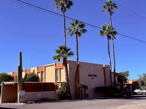 2875 N Tucson Blvd #55, Tucson, AZ 85716