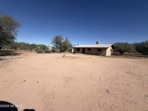 Exterior - 2817 E Frontage Rd, Amado, AZ 85645 photo 1 of 1
