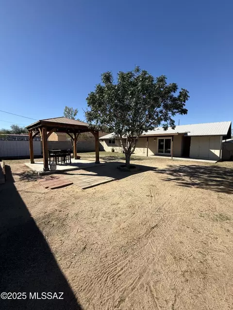 2549 S Rook Ave, Tucson, AZ 85711