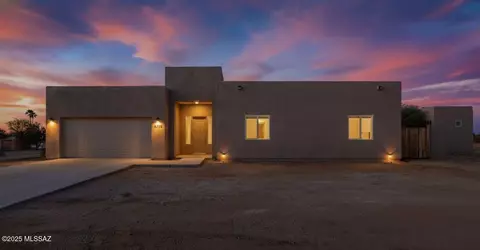 4739 E 4th St, Tucson, AZ 85711