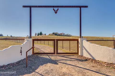 4 Mustang Trl, Sonoita, AZ 85637