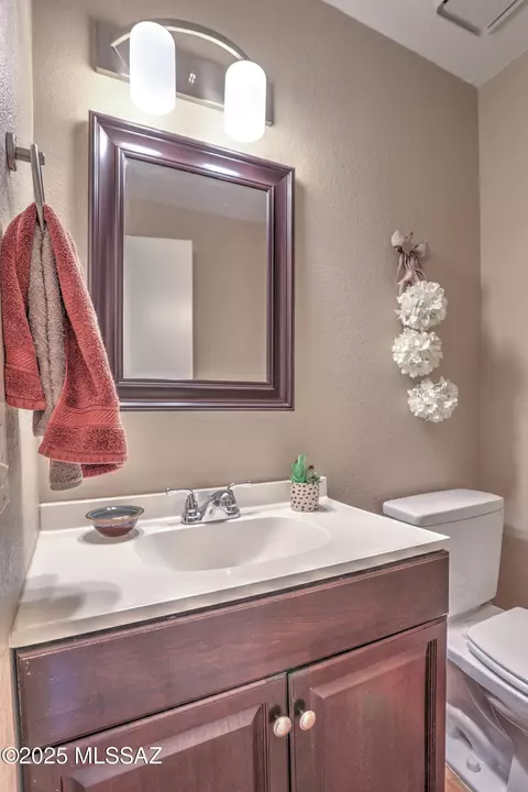 Bath - 9022 E Seneca St, Tucson, AZ 85715 photo 1 of 5