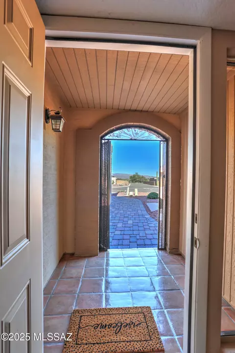Entry Way - 9022 E Seneca St, Tucson, AZ 85715 photo 1 of 2