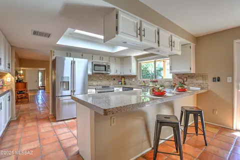 Kitchen - 9022 E Seneca St, Tucson, AZ 85715 photo 1 of 5