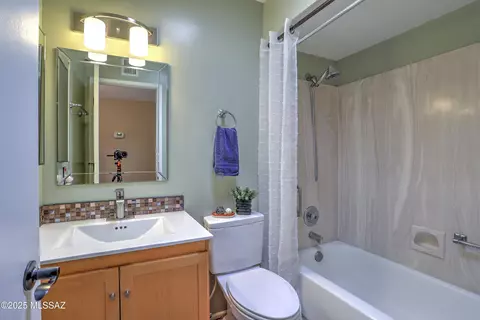 Bath - 9022 E Seneca St, Tucson, AZ 85715 photo 5 of 5