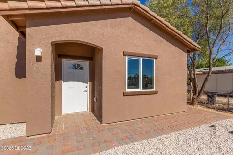 3213 E Milton Rd, Tucson, AZ 85706 photo 7