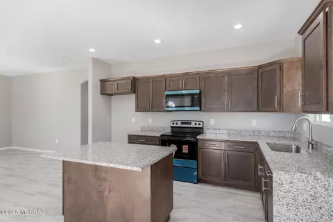 3213 E Milton Rd, Tucson, AZ 85706 photo 8