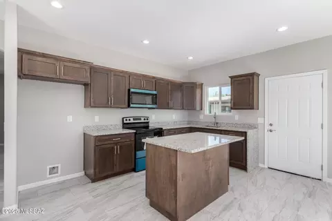 3213 E Milton Rd, Tucson, AZ 85706 photo 9
