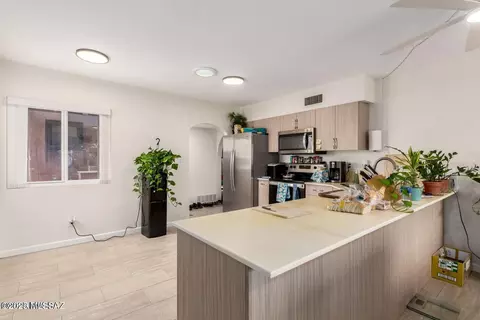 Kitchen - 1018 E Geneva St, Pearce, AZ 85625 photo 3 of 3