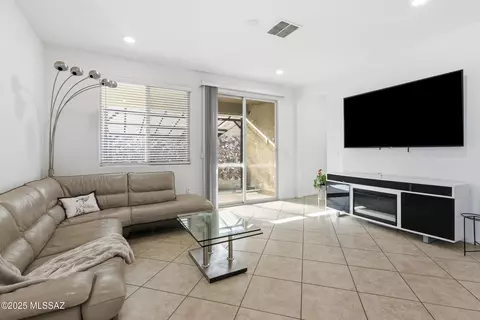 10822 E Franklin Falls Way, Vail, AZ 85641 photo 6