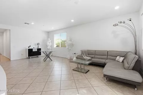 10822 E Franklin Falls Way, Vail, AZ 85641 photo 7