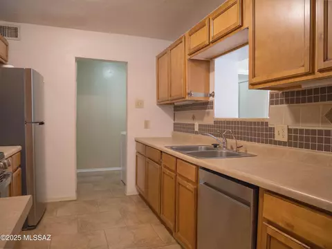Kitchen - 5356 E 20th St, Tucson, AZ 85711 photo 4 of 4