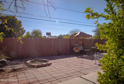 Exterior - 5356 E 20th St, Tucson, AZ 85711 photo 5 of 6