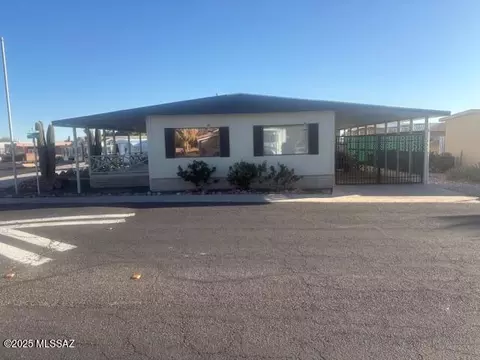 5999 W Box R St, Tucson, AZ 85713