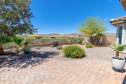 7026 W Deer Creek Trl, Marana, AZ 85658