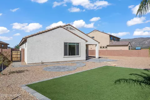 Exterior - 13384 E Knipe Pl, Tucson, AZ 85747 photo 3 of 7