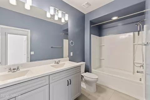 Bath - 13384 E Knipe Pl, Tucson, AZ 85747 photo 2 of 2