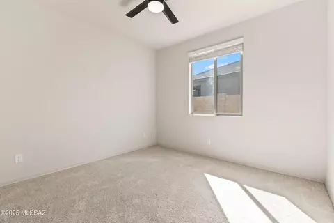 Bedroom - 13384 E Knipe Pl, Tucson, AZ 85747 photo 3 of 5