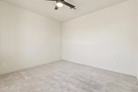 Bedroom - 13384 E Knipe Pl, Tucson, AZ 85747 photo 1 of 5