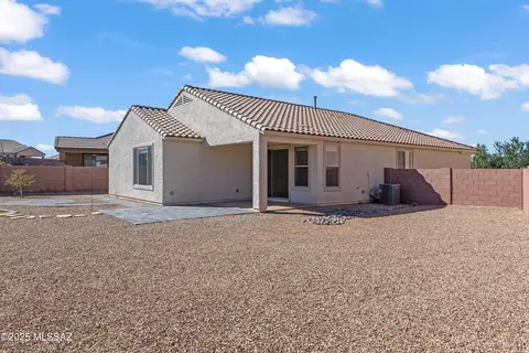 Exterior - 13384 E Knipe Pl, Tucson, AZ 85747 photo 7 of 7