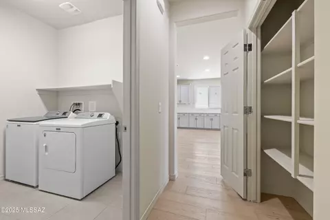 Entry Way - 13384 E Knipe Pl, Tucson, AZ 85747 photo 4 of 5