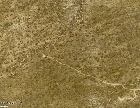 W Calle Dos, Sahuarita, AZ 85629