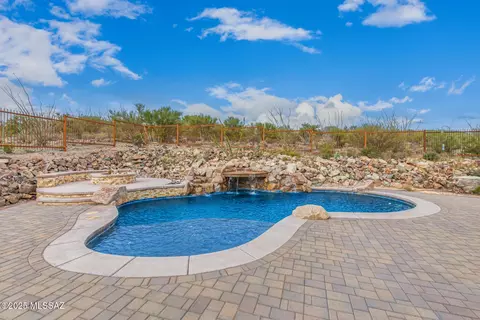 Exterior - 15672 E Colossal Cave Rd, Vail, AZ 85641 photo 6 of 7