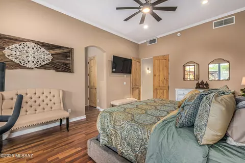 Bedroom - 15672 E Colossal Cave Rd, Vail, AZ 85641 photo 2 of 5