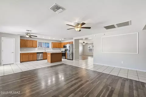 13679 E Shadow Pines Ln, Vail, AZ 85641 photo 11