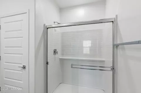 Bath - 12129 E Ava Lynne Dr, Vail, AZ 85641 photo 1 of 2