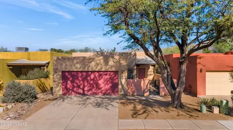 1421 English Ivy Ct, Tucson, AZ 85719