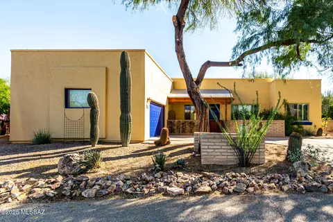 Exterior - 5331 S Rust Ln, Tucson, AZ 85747 photo 1 of 9