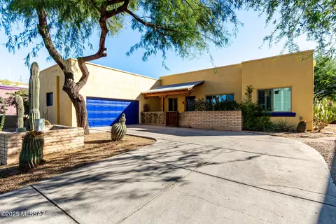 Exterior - 5331 S Rust Ln, Tucson, AZ 85747 photo 2 of 9