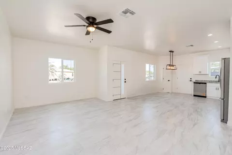 Living - 408 W President St, Tucson, AZ 85714 photo 1 of 4