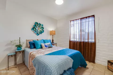 Bedroom - 7602 E Stella Rd, Tucson, AZ 85730 photo 3 of 6