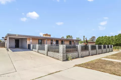 7602 E Stella Rd, Tucson, AZ 85730