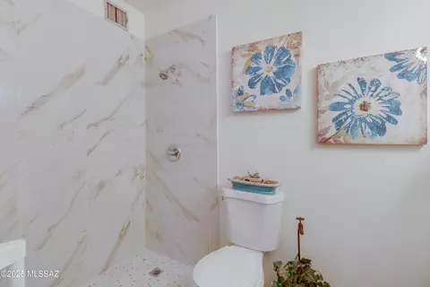 Bath - 7602 E Stella Rd, Tucson, AZ 85730 photo 2 of 3