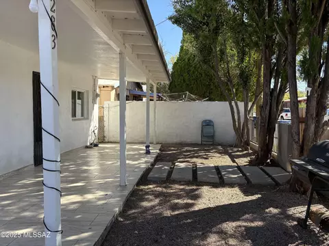 Exterior - 283 E Durango St, Nogales, AZ 85621 photo 2 of 2