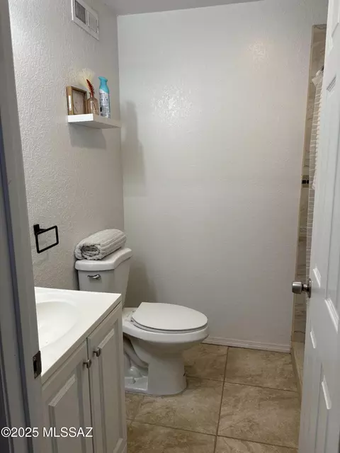 Bath - 283 E Durango St, Nogales, AZ 85621 photo 1 of 1