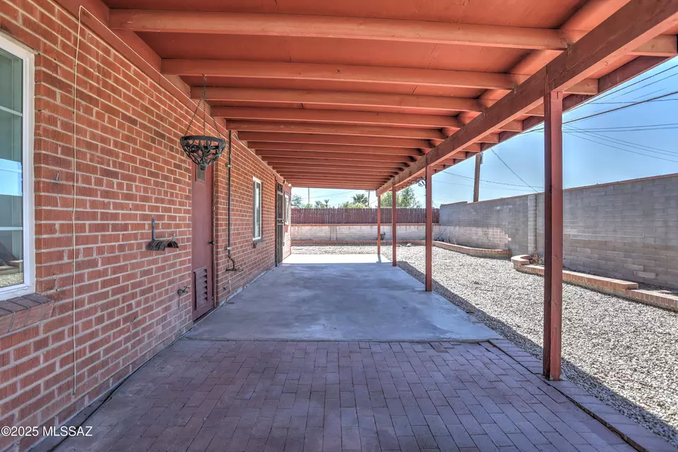 Exterior - 2627 N Euclid Ave, Tucson, AZ 85719 photo 6 of 6