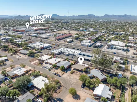 View/Area - 2627 N Euclid Ave, Tucson, AZ 85719 photo 1 of 3